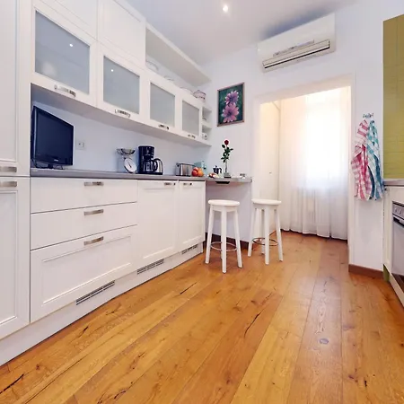 Appartement Leveca Boutique Aparments
